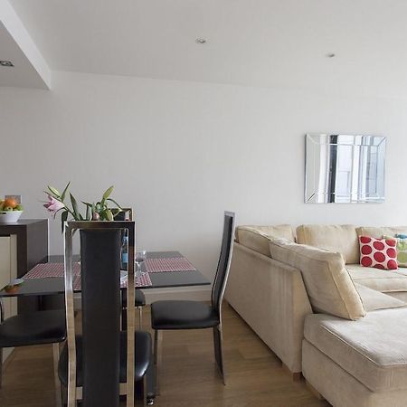 Times Square Serviced Apartments London Exteriör bild