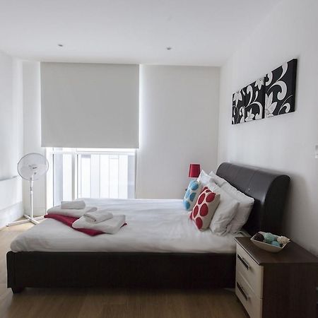 Times Square Serviced Apartments London Exteriör bild